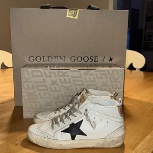 Golden Goose Mid Star- white with black star and silver laces